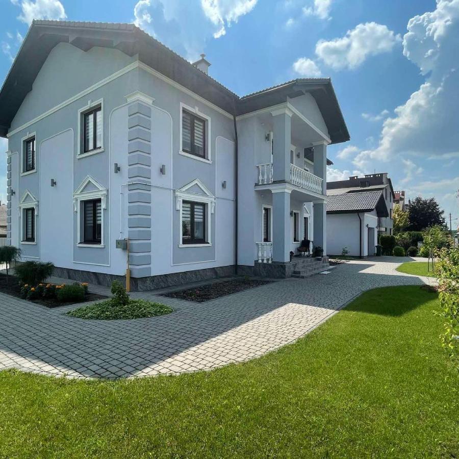 Lebediny Guest House Брест Екстериор снимка