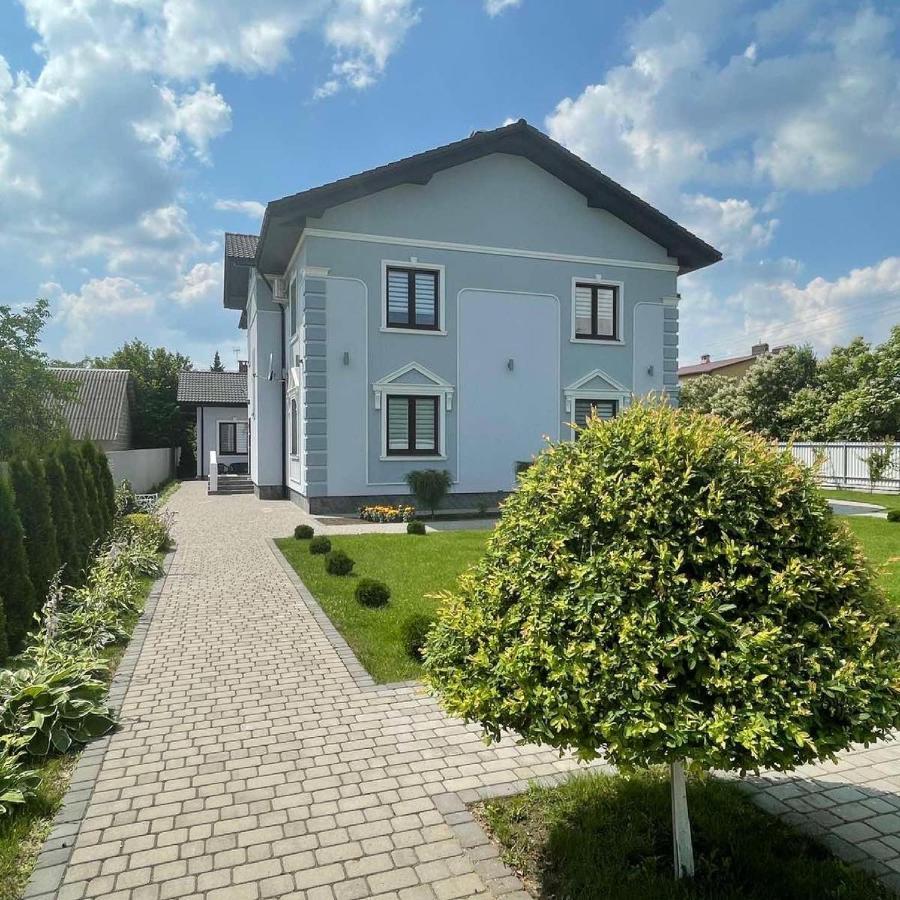 Lebediny Guest House Брест Екстериор снимка