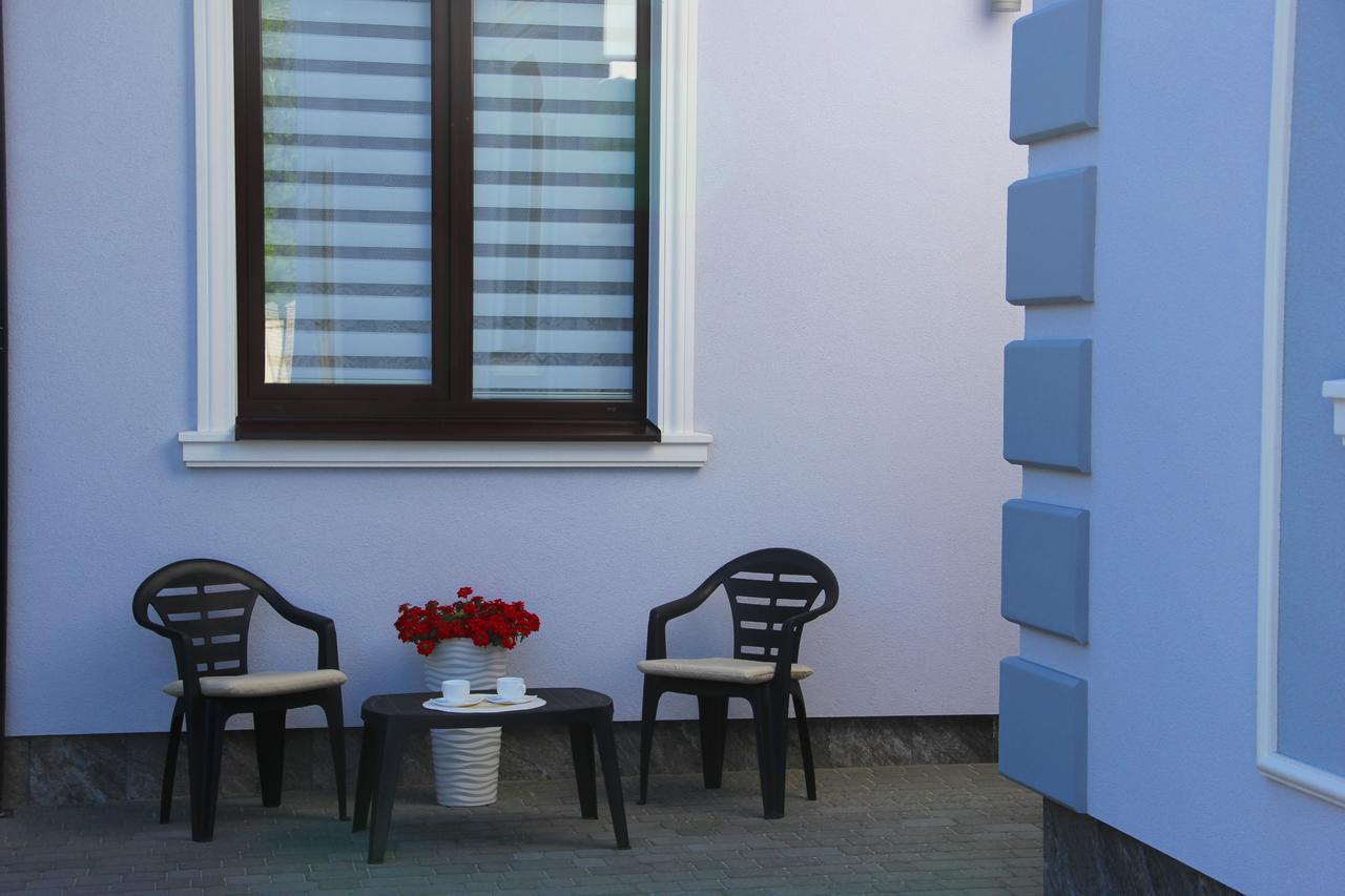 Lebediny Guest House Брест Екстериор снимка