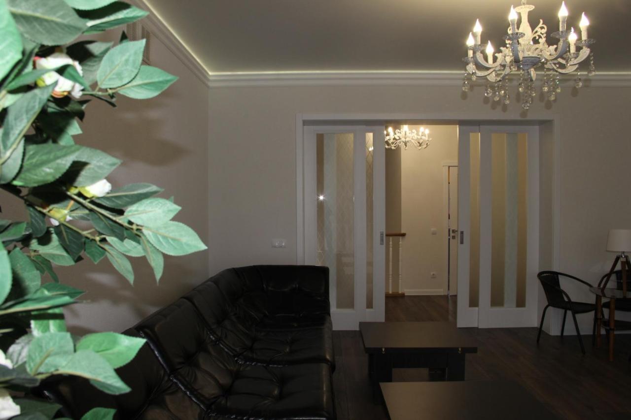 Lebediny Guest House Брест Екстериор снимка